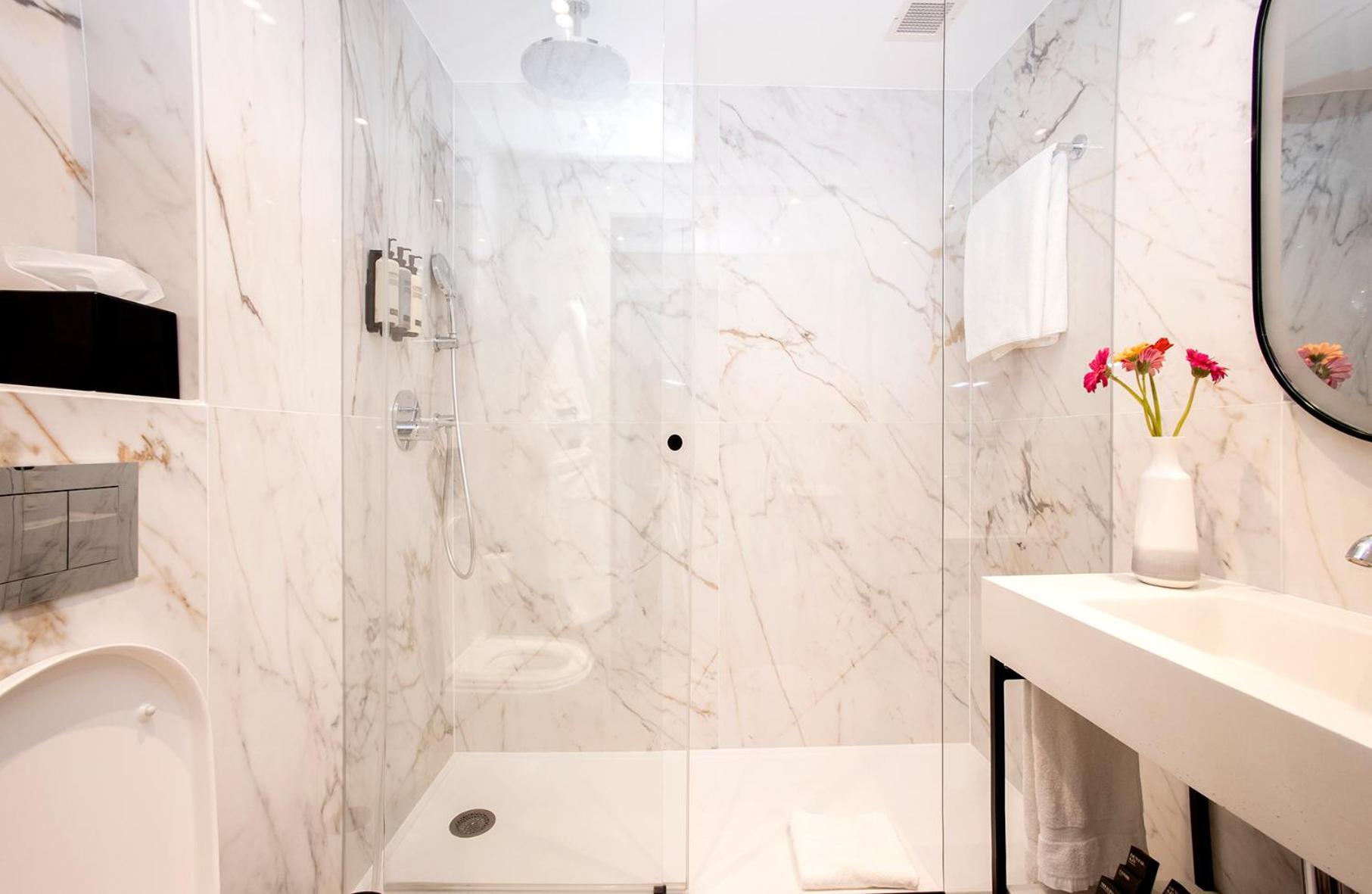 H10 Waterloo London